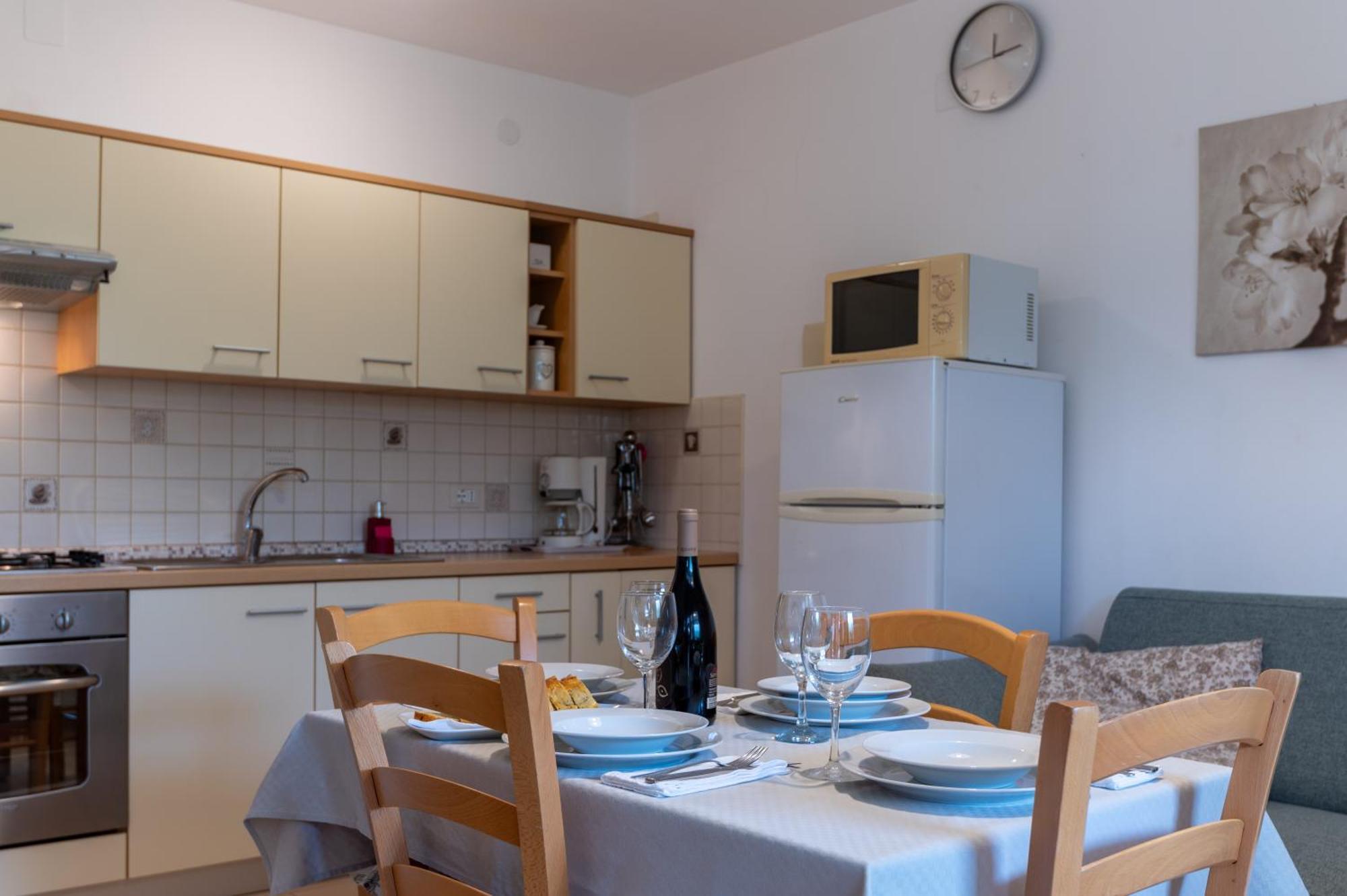 Apartments Mirella Novigrad Istria 外观 照片
