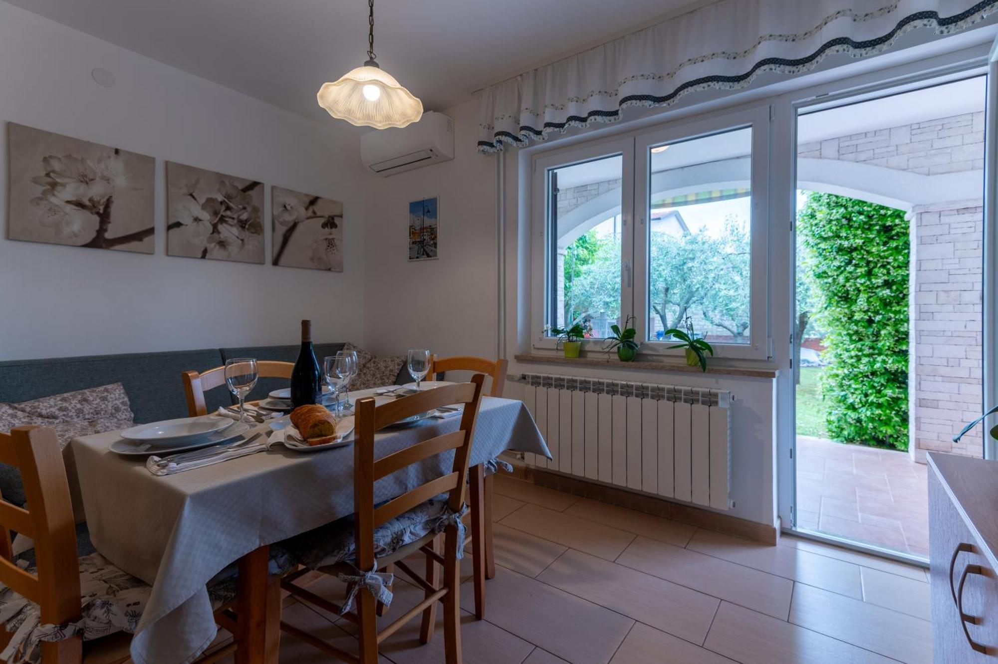 Apartments Mirella Novigrad Istria 外观 照片