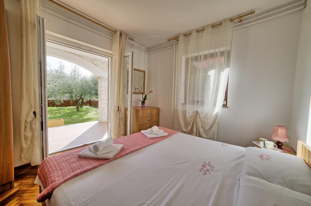 Apartments Mirella Novigrad Istria 外观 照片